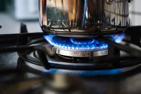 how are gas stoves harmful